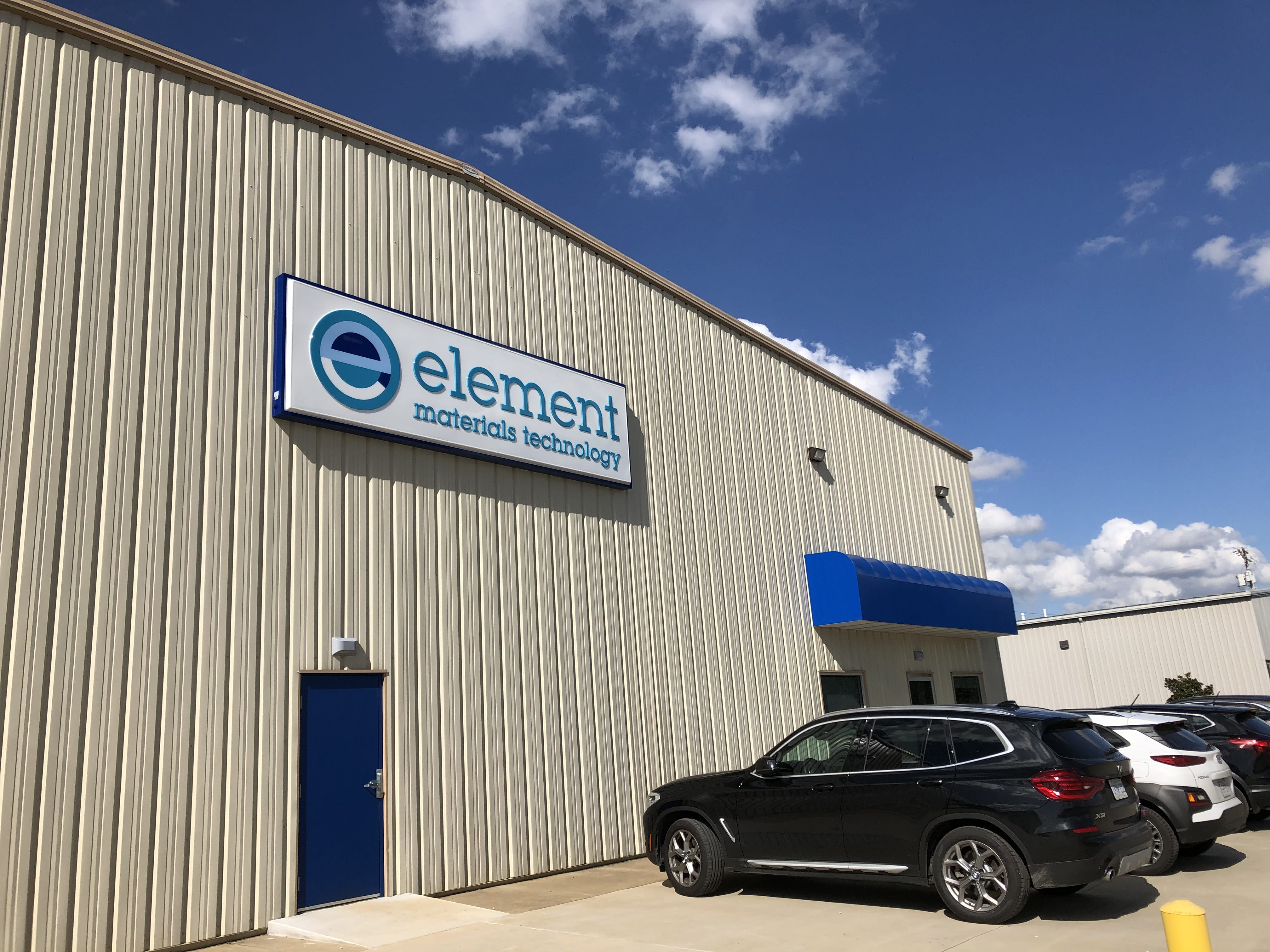 element bowling green location building exterior